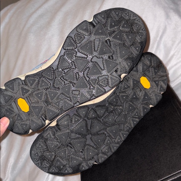 NWT Flower Mountain Iwano 2 Waterproof Hiking Shoe on Black-Dark Grey - Picture 14 of 15